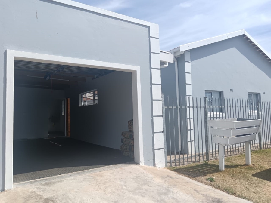To Let 3 Bedroom Property for Rent in Kleinkrantz Western Cape